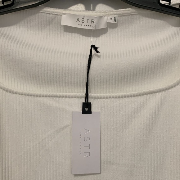 ASTR The Label ribbed square neck long sleeve bodysuit Ivory White - Picture 7 of 9